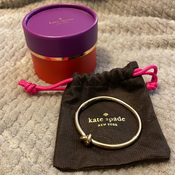 kate spade Jewelry - Gold sailor knot bangle clasp bracelet